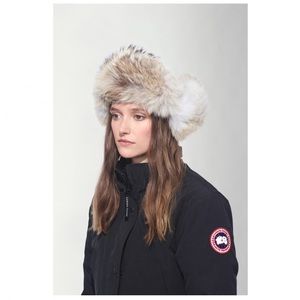 Ladies / Dames Avaiator Hat Canada Goose real fur
